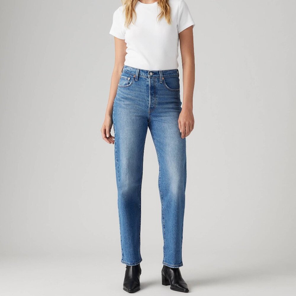 Levi's Ribcage Straight Ankle Jeans - Picture 3 of 3